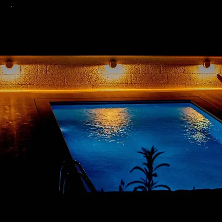 Marumare Villa