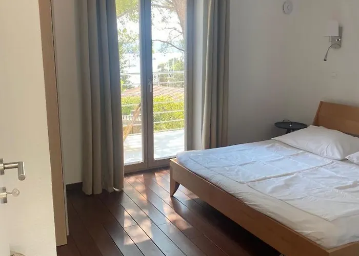 Villa Marumare *