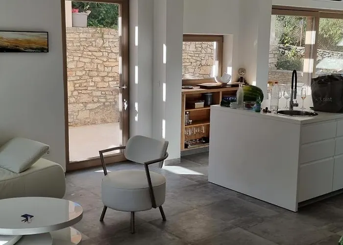 Willa Marumare Milna (Brac)