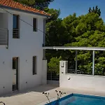 Marumare * Milna (Brac)