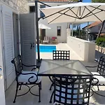 Marumare Villa *