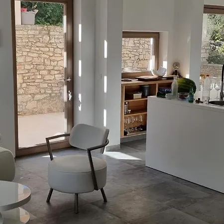 Вилла Marumare Милна